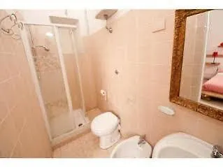 Hotell Ombelico Del 2*