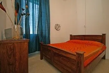 Hotell Ombelico Del 2*